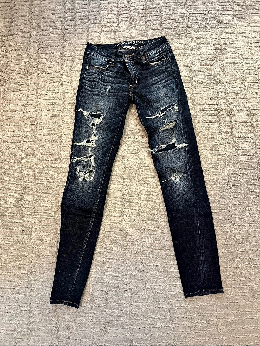 American Eagle Outfitters Jegging Super Stretch Distressed Jeans Waist 0